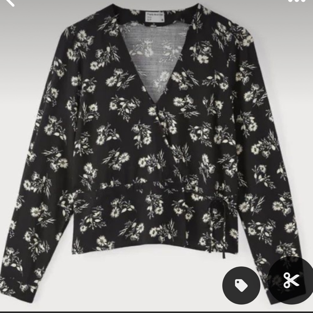 Like New Frank & Oak Floral Print Wrap Top size L